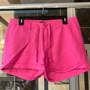 Gap pink shorts, size 6, perfect condition, used once.